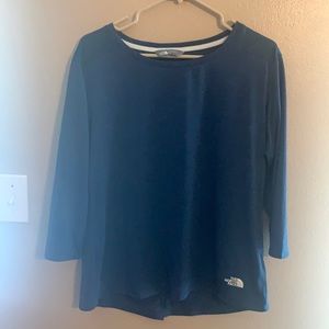 The North Face top size M